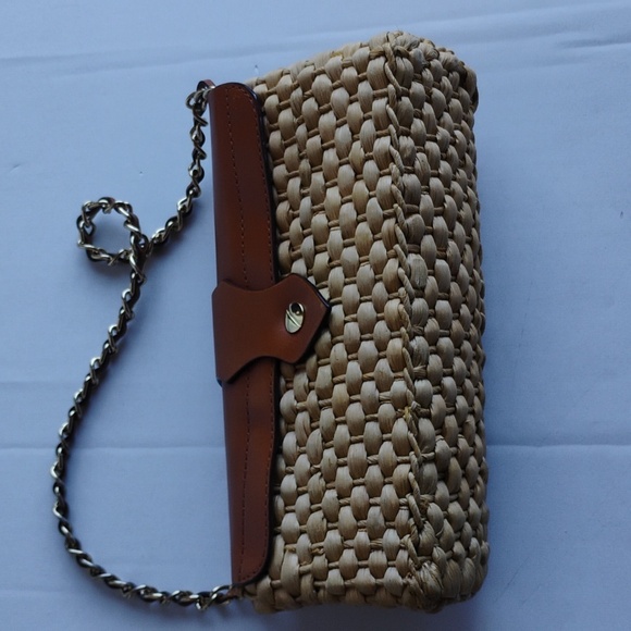 Michael Kors Beige and Brown Woven Handbag - Picture 5 of 13